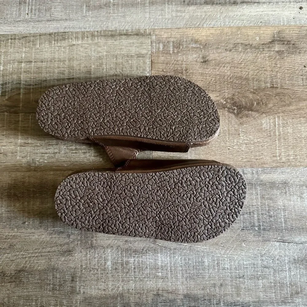 OshKosh B'gosh Brown Sandals with Adjustable Straps